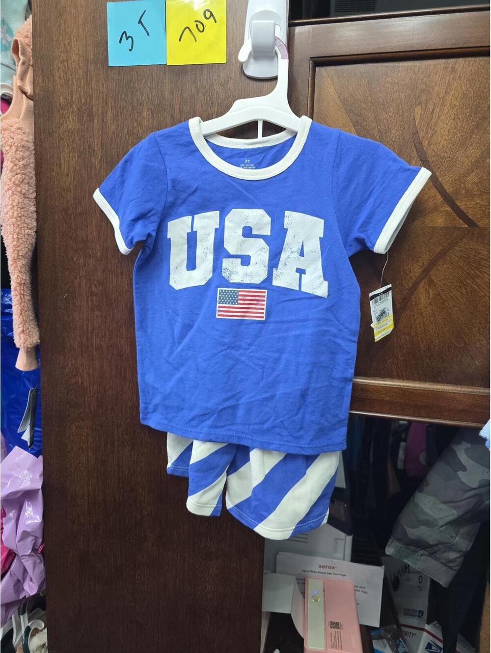3t brand new outfit from target item 709